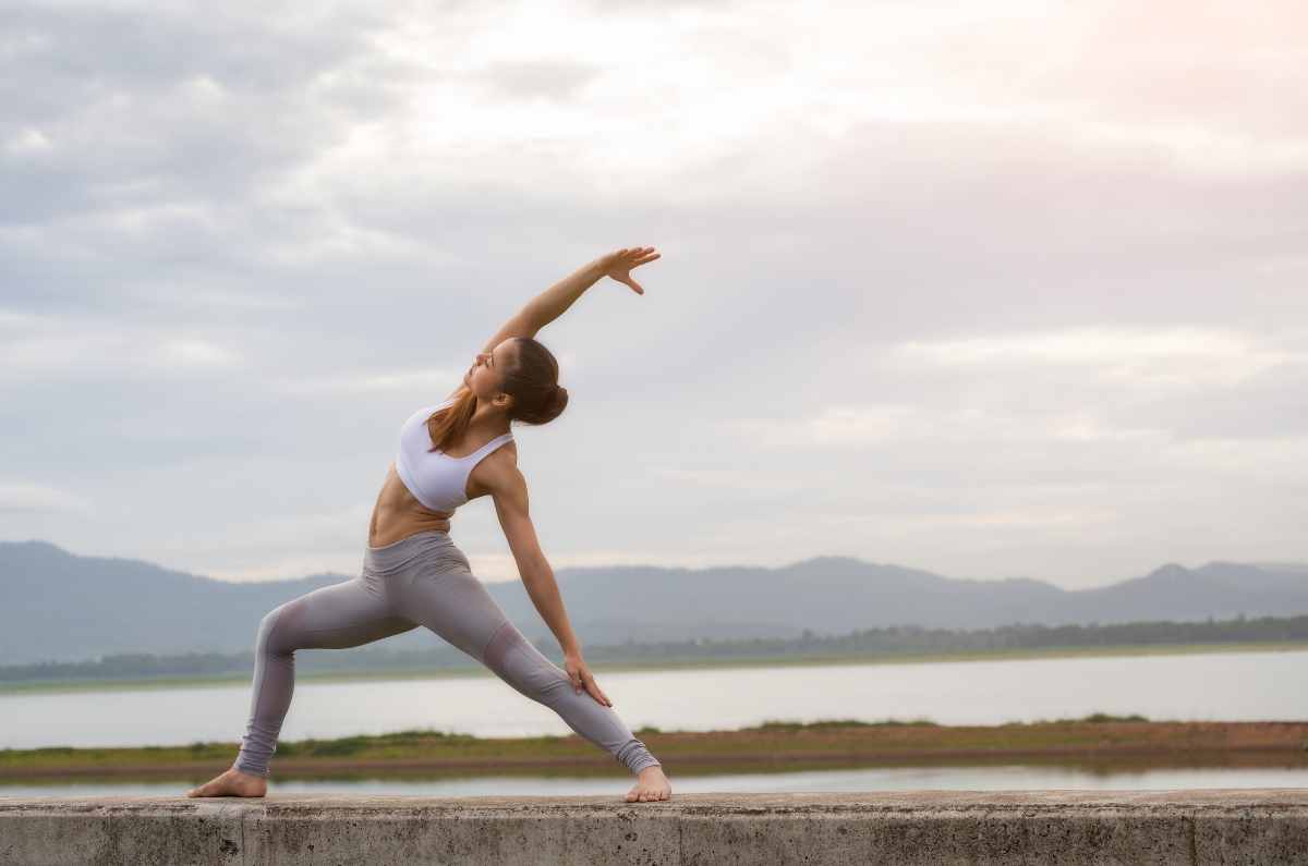 7 posiciones de yoga para aumentar tus glúteos