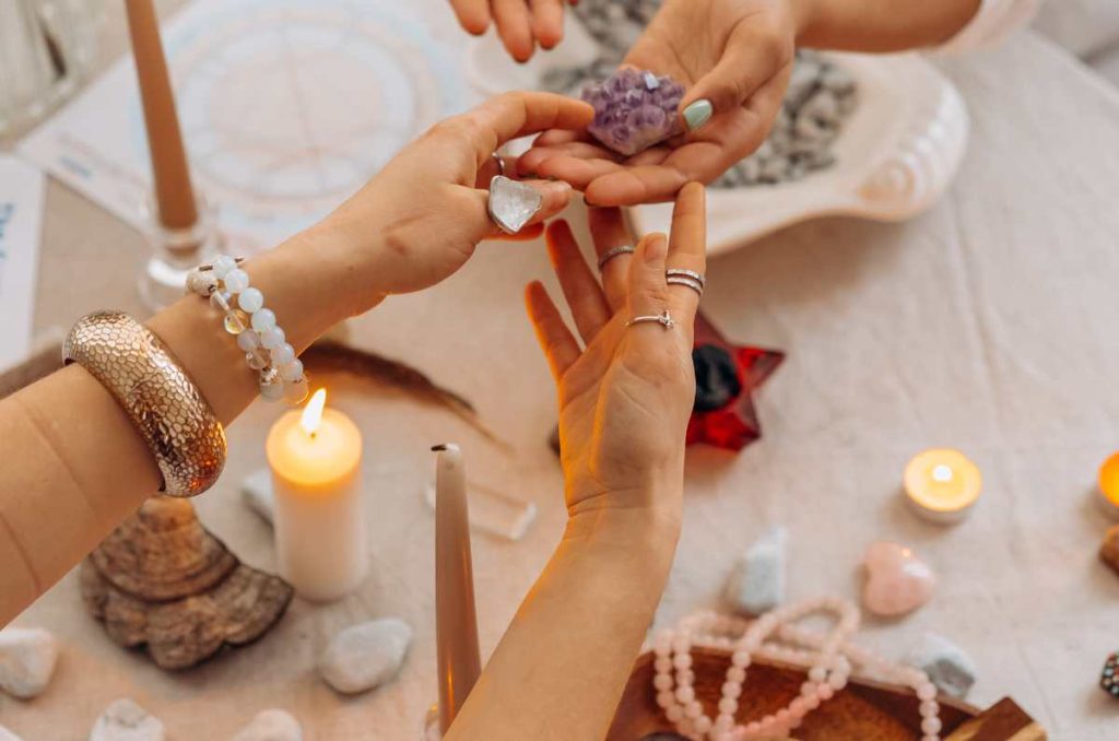 Reiki: qué es y cómo incorporarlo a tu vida para tener más energía y paz mental 1