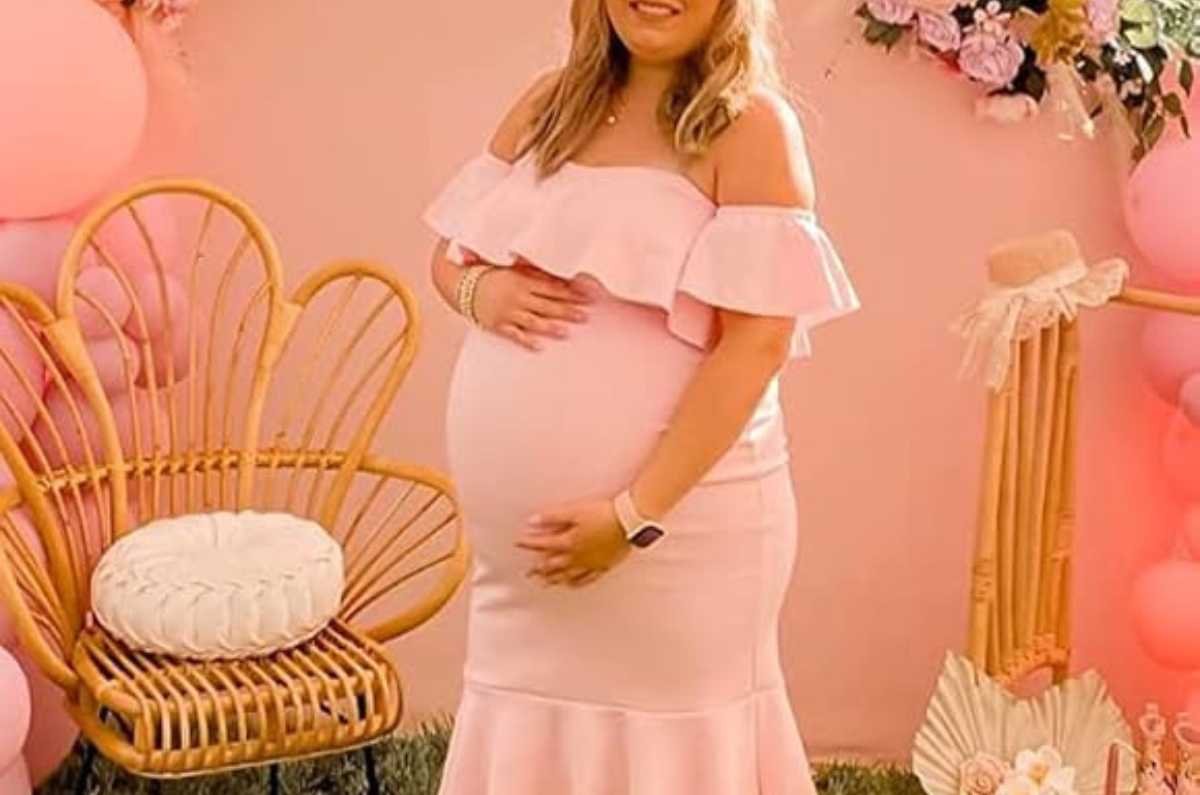7 vestidos de baby shower ideales para celebrar la llegada de tu bebé