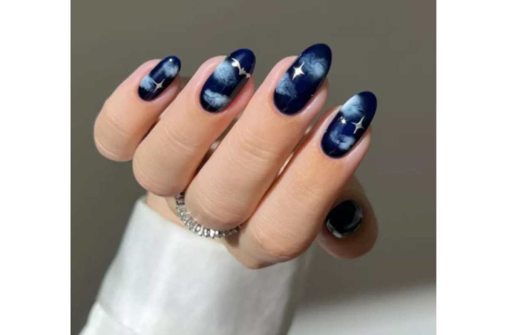 Diseños de uñas para la temporada escorpio: 20 ideas de inspo 3