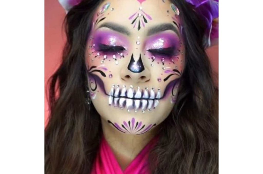 Maquillajes de Catrina con piedritas fáciles de hacer 1