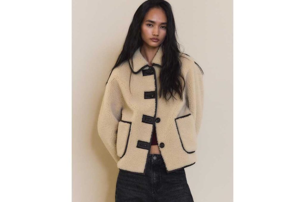 El abrigo de Stradivarius más popular en redes: la tendencia de borrega que necesitas este invierno  0