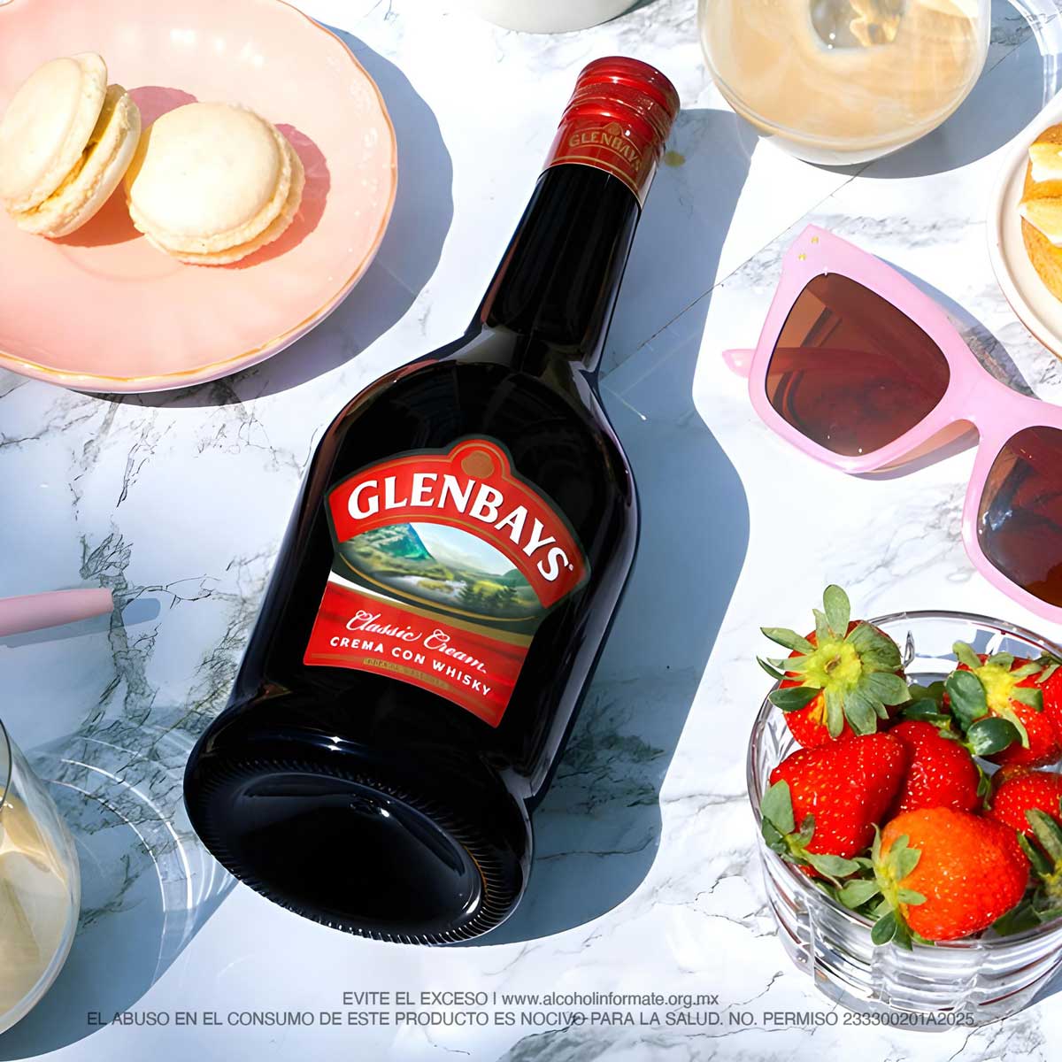 La bebida perfecta para tus noches de amigas: ¡Glenbays!