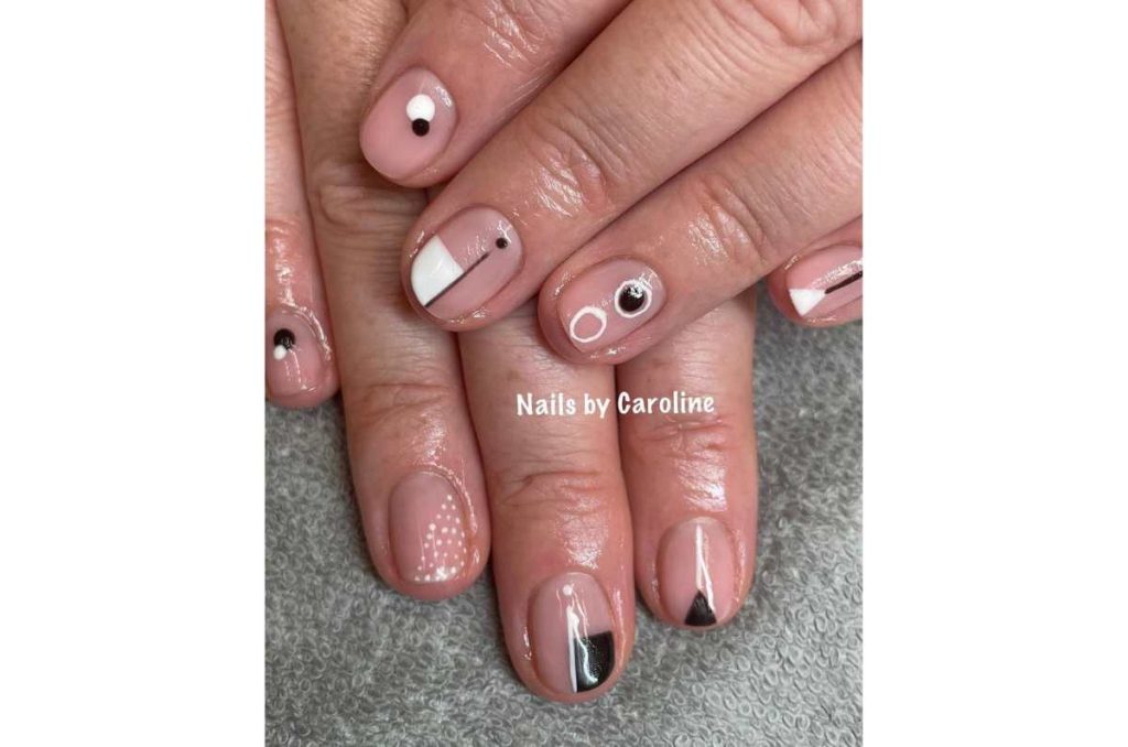 5 combinaciones blanco y negro para un mani sofisticado 4