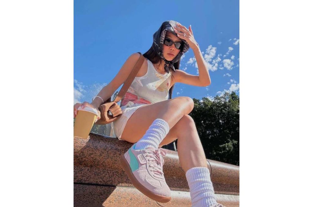 Tenis flat: los más chic para usar en la oficina 3