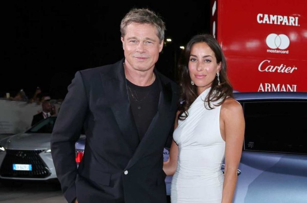 novia de Brad Piit