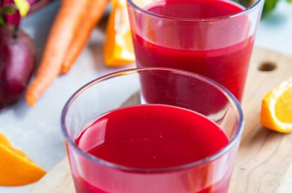 Jugos para desintoxicar de remolacha y zanahoria