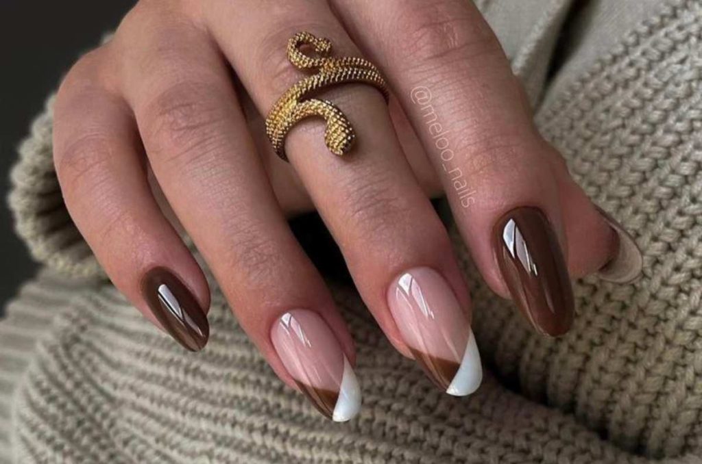 Estos son los diseños en uñas Mocha Mousse más elegantes que podrás llevar en el 2025