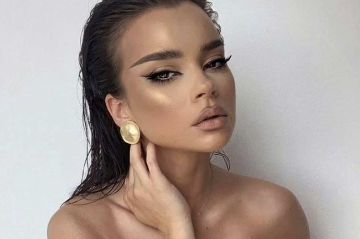 Wet look: Cómo llevarlo de forma ELEGANTE en ocasiones formales