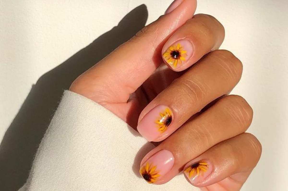 5 diseños de uñas con girasoles para lucir en San Valentín