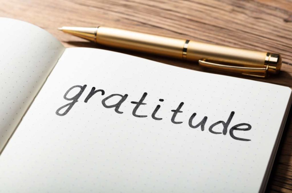 Beneficios a la salud de llevar un diario de gratitud