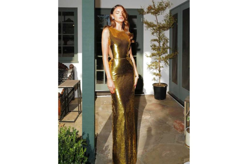 El sensual y glamuroso vestido transparente de Eiza en el after party de los Golden Globes 1