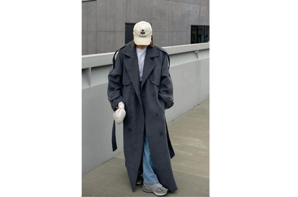 Errores desastrosos en tus outfits al combinar tus abrigos en invierno 3