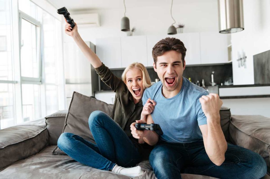 juegos divertidos en pareja para no salir de casa