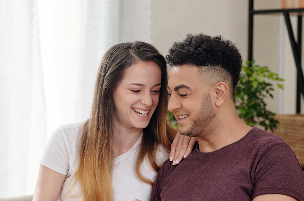 8 juegos divertidos en pareja que puedes hacer en casa para NO gastar