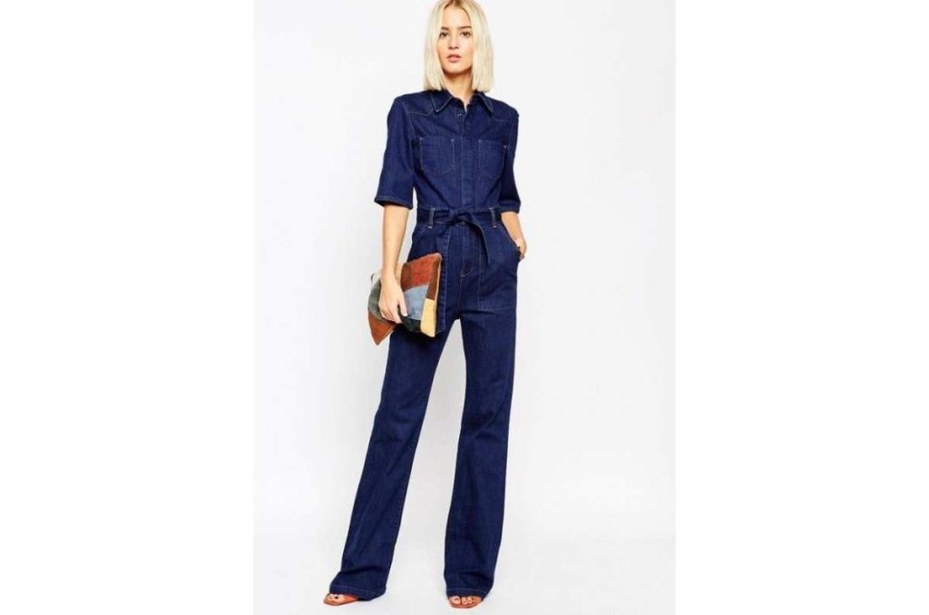 Moda; outfits con denim oscuro para la oficina