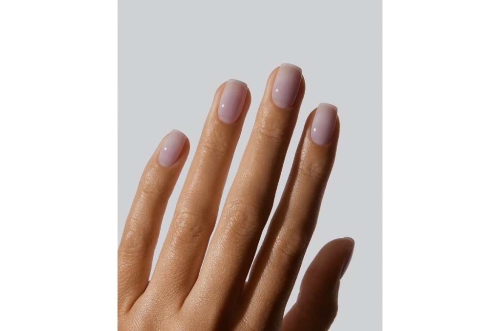 diseños de uñas neutrales lavanda