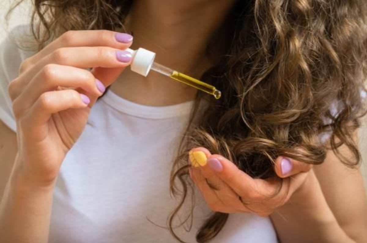 Aceite de romero; tu aliado de belleza para que hará crecer tu cabello