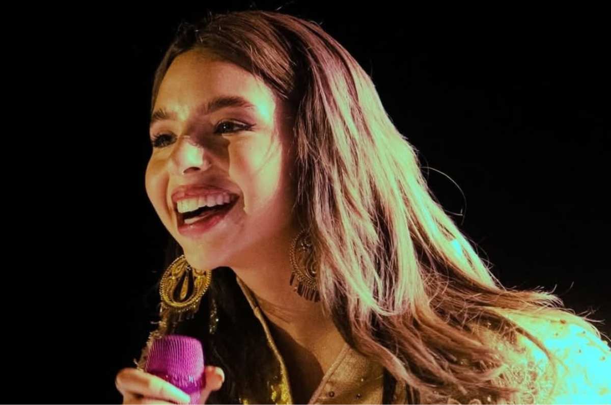 Ángela Aguilar se ataca a sí misma en concierto con malos chistes y esta fue la incómoda reacción del público