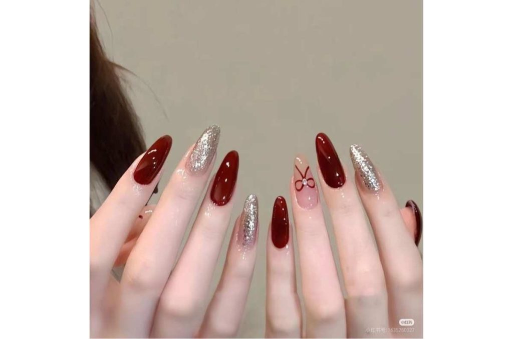 Uñas color vino
