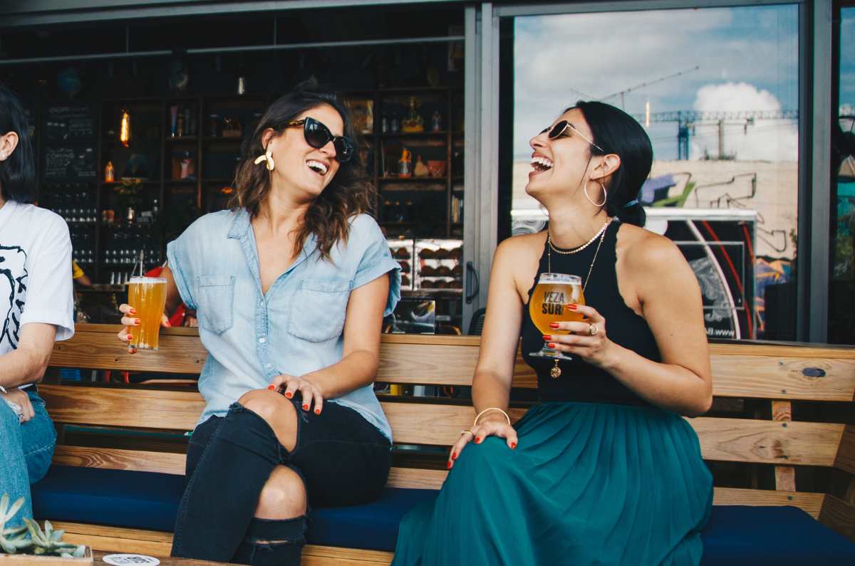 Este 14 de febrero, reconcíliate con tus amigas