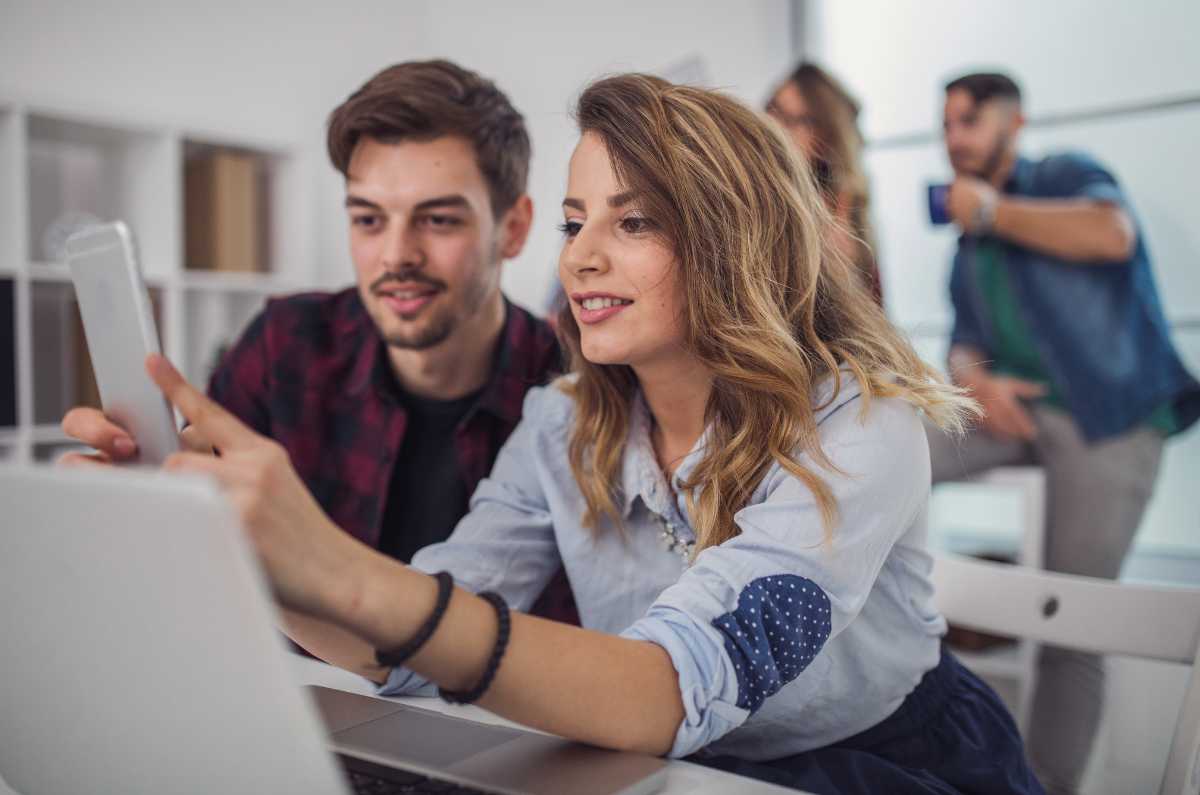 Esposo de oficina: la forma de ser más feliz en el trabajo (sin ser infiel)