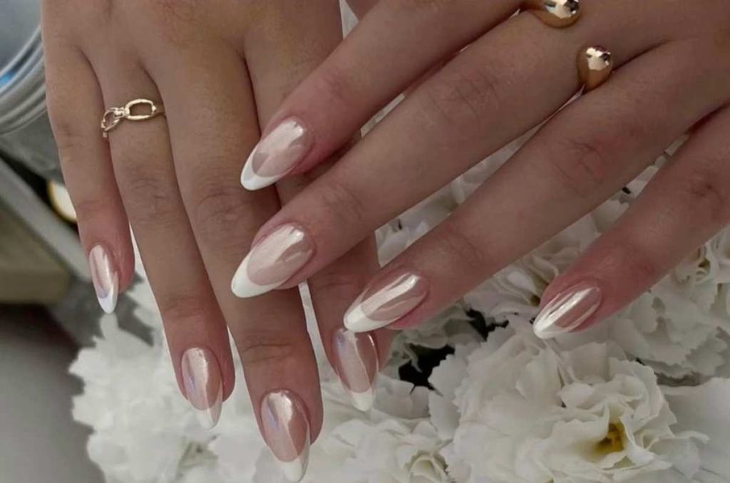 diseños de uñas en color blanco