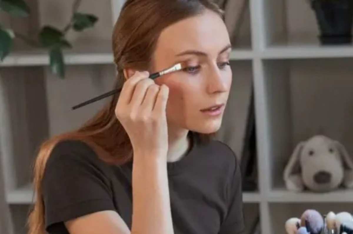 Makeup check: cómo quitarte las manchas de sombra