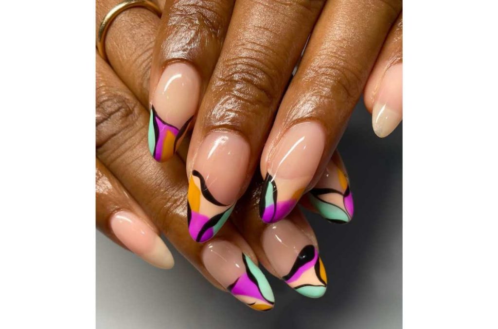 diseños de uñas abstractas