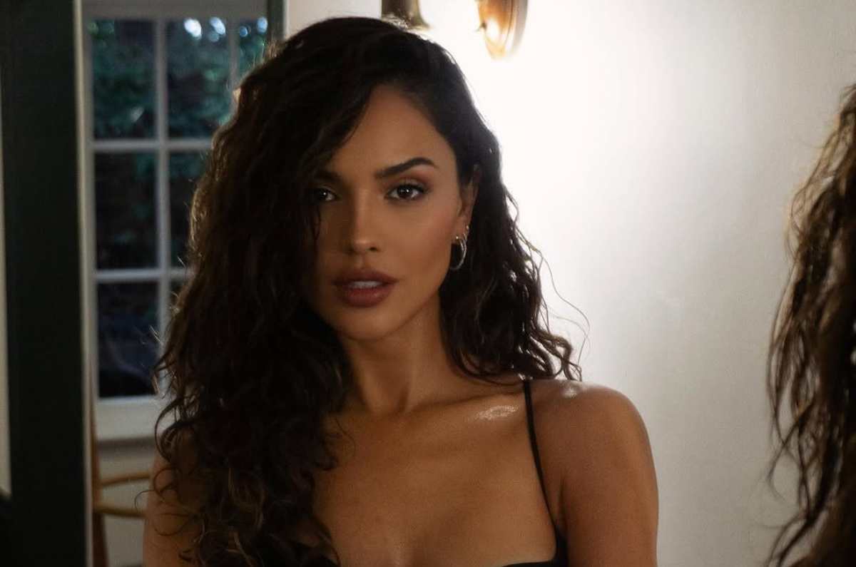La inesperada reacción de Eiza González al ver su look adolescente