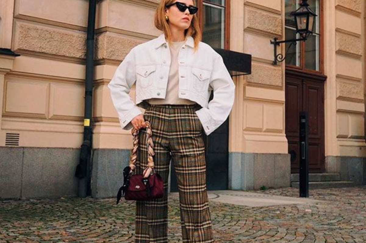 5 outfits con pantalones de cuadros, con los que darás clases de moda en la oficina