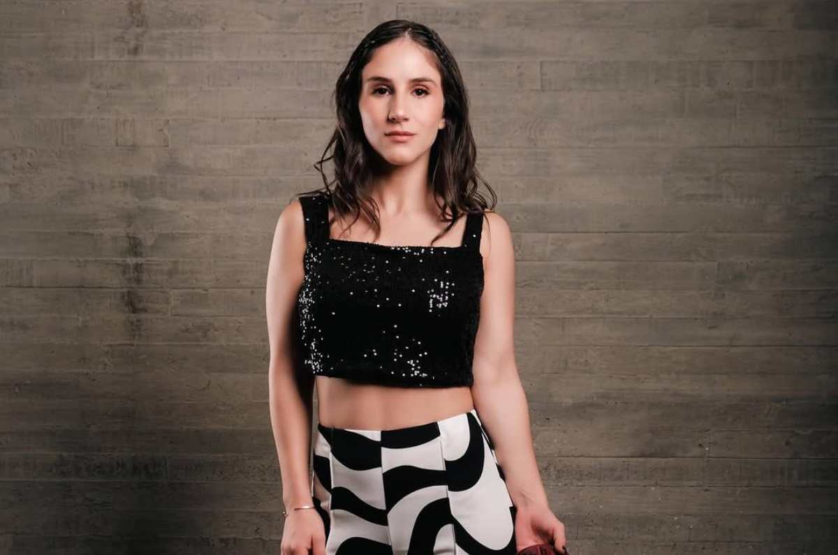 Nashla Aguilar muestra cómo lucir mom jeans y estar en tendencia con un look sencillo pero arreglado