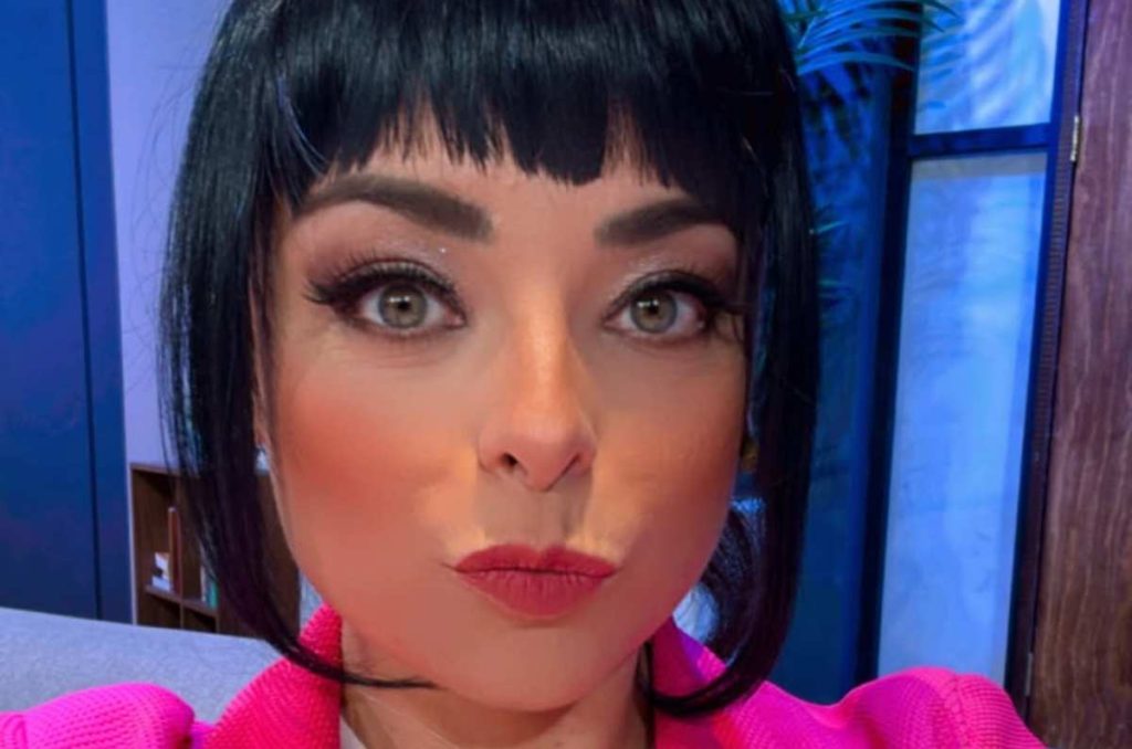 Violeta Isfel