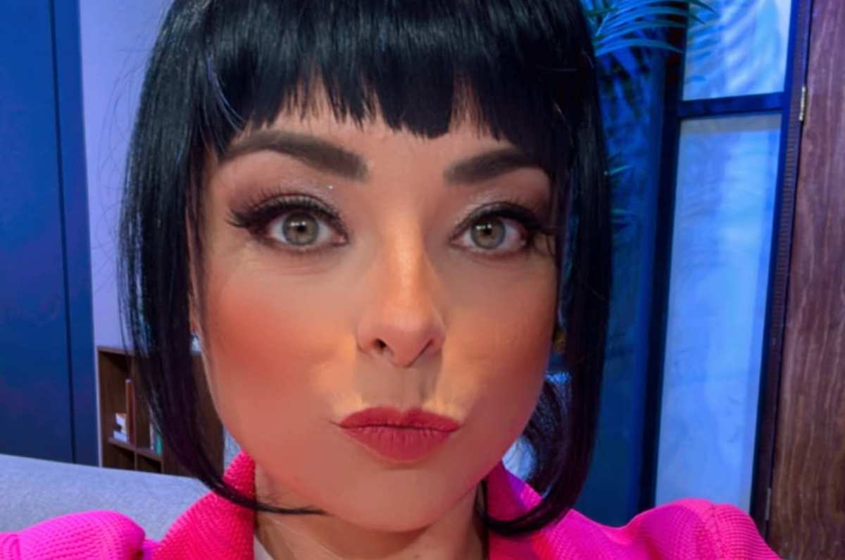 Violeta Isfel responde tras polémica de su supuesto cobro de fotos y saludos, VIDEO