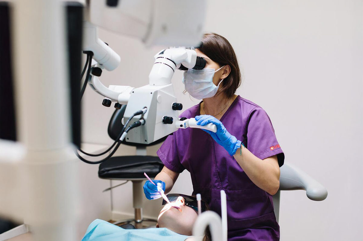 Atención dental del Centro Médico ABC: sonrisas saludables