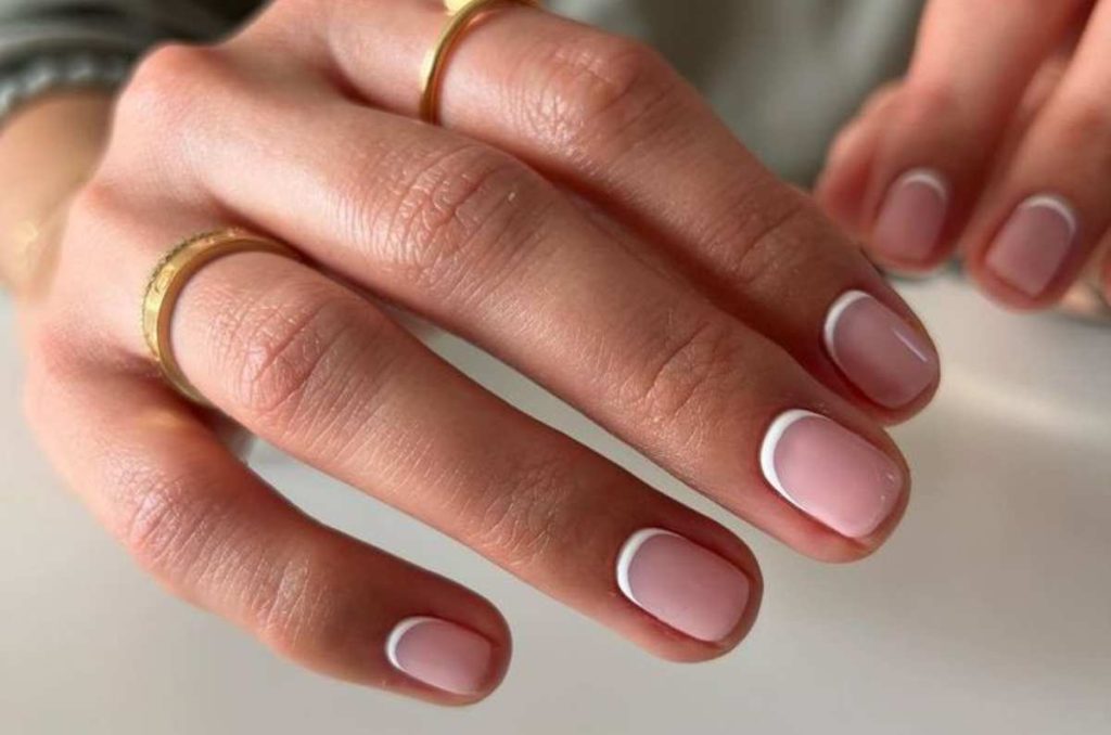 Diseños de uñas naturales