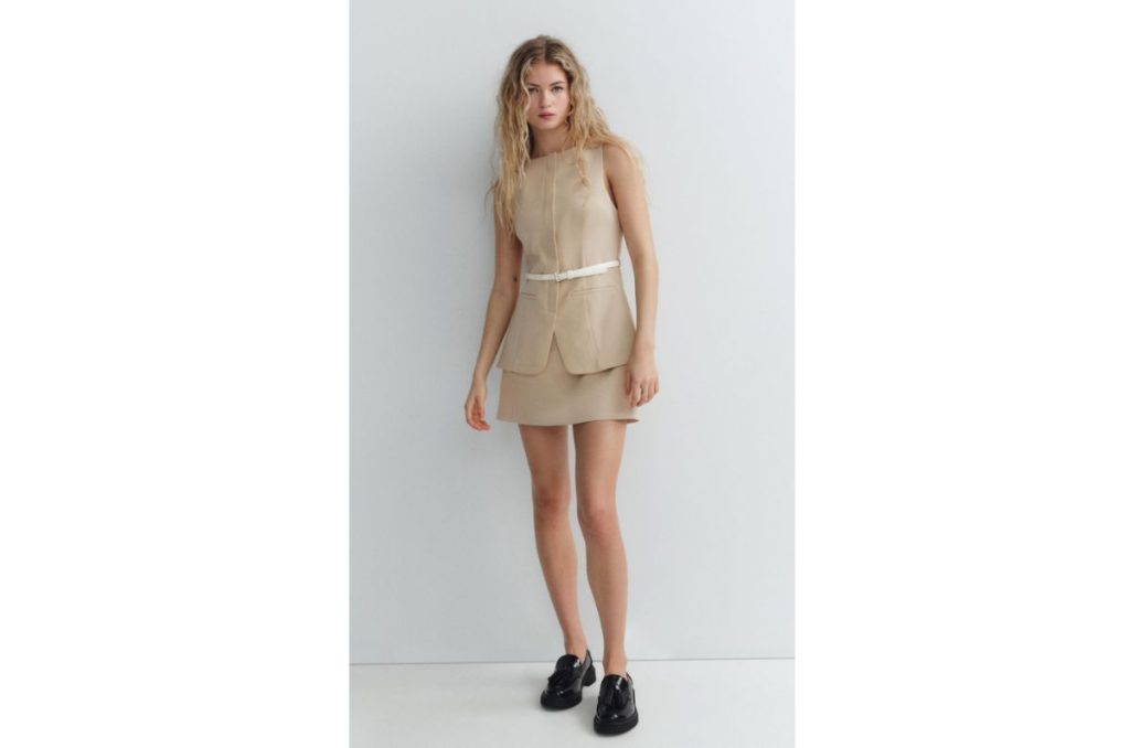 Outfit con prendas de ZARA para lucir estilo «Chanel» 0