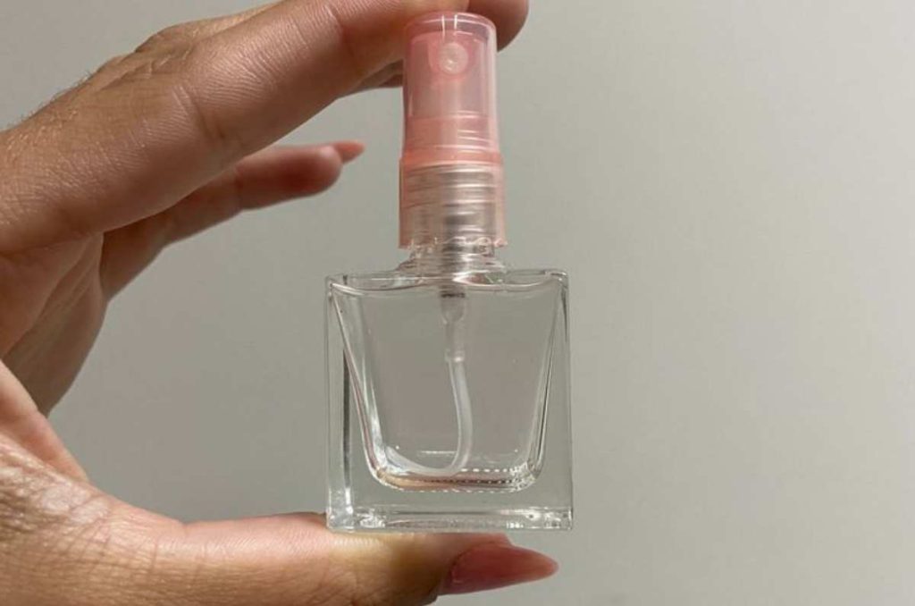 Perfume sólido o perfume líquido