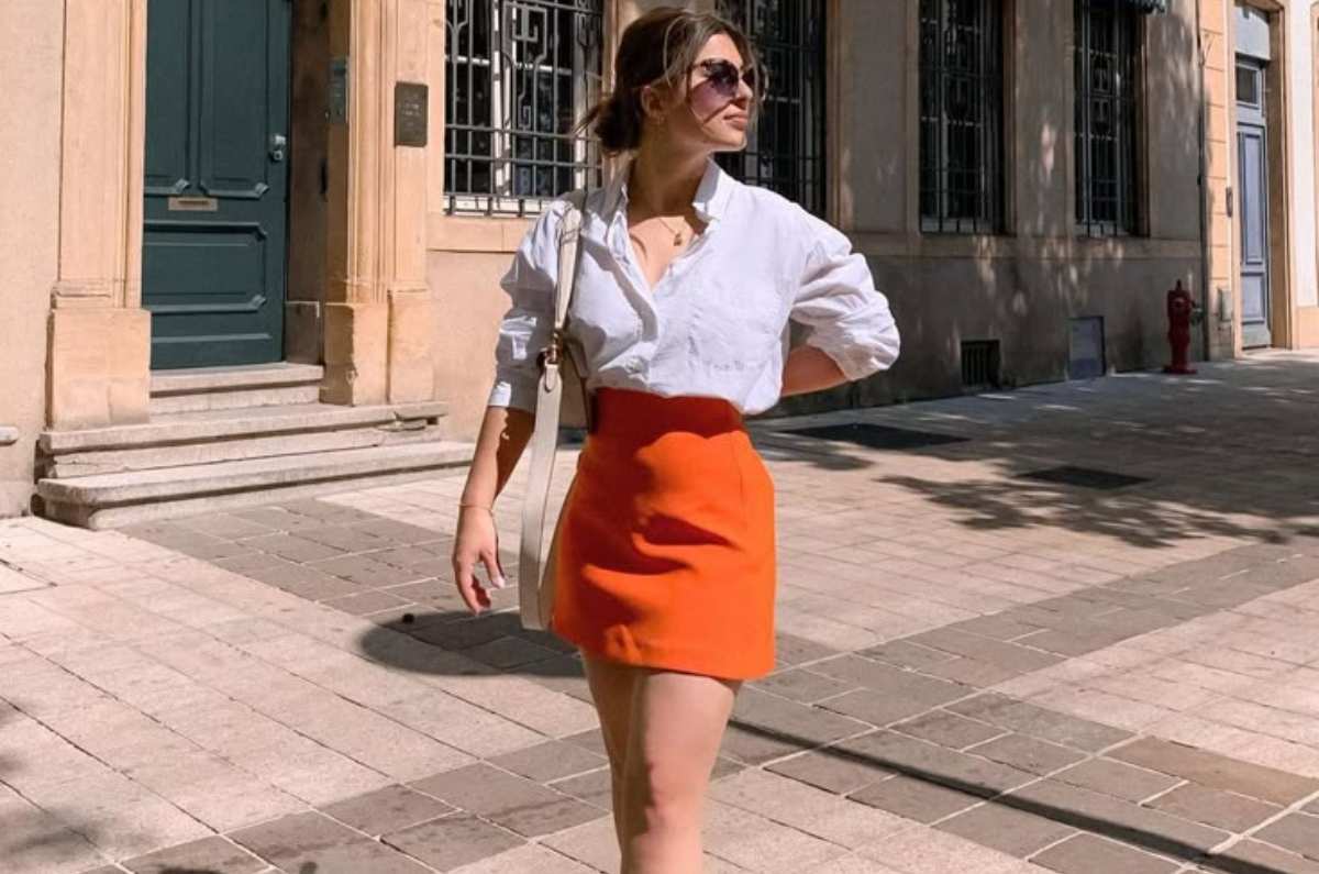 5 outfits color naranja, el tono más chic del verano 2025