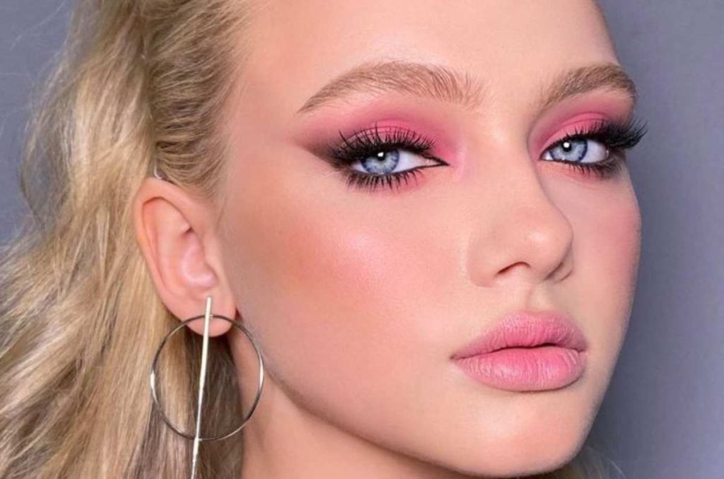 maquillaje en color rosa