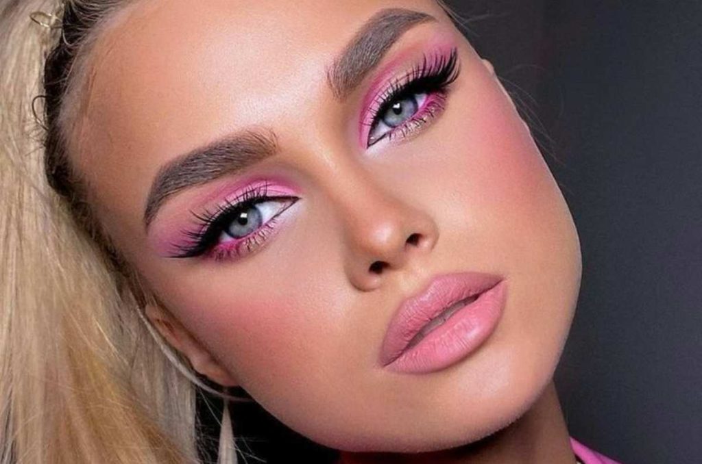 maquillaje en color rosa