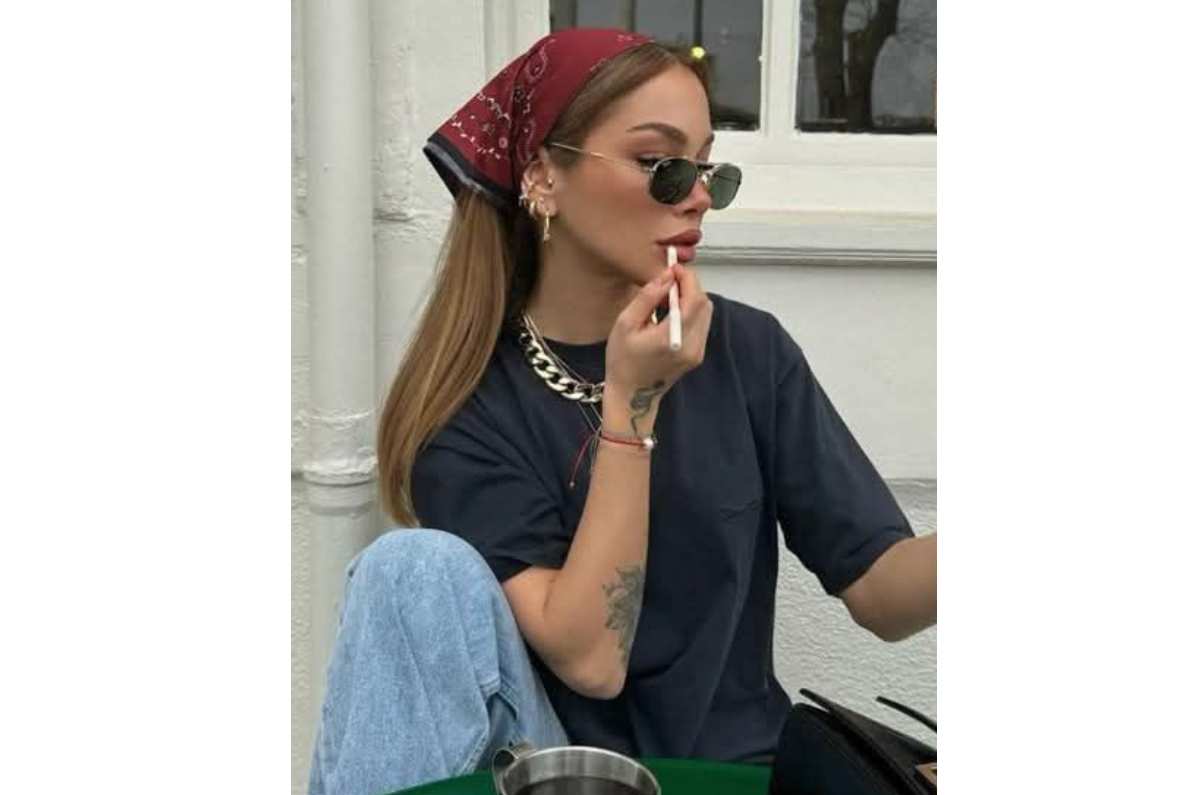 belleza-peinados-con-bandana-para-cabello-largo-2