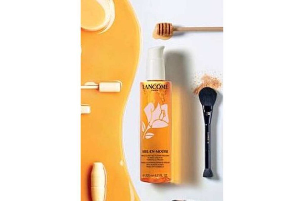 8 productos con miel de abeja que rejuvenecerán tu piel en pocos días 3
