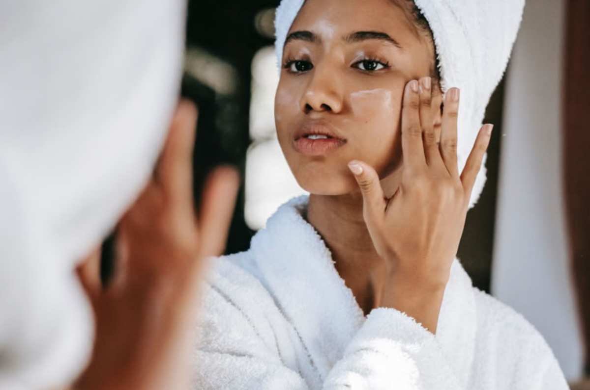 Rutina de skincare express para mamás ocupadas, por menos de $400