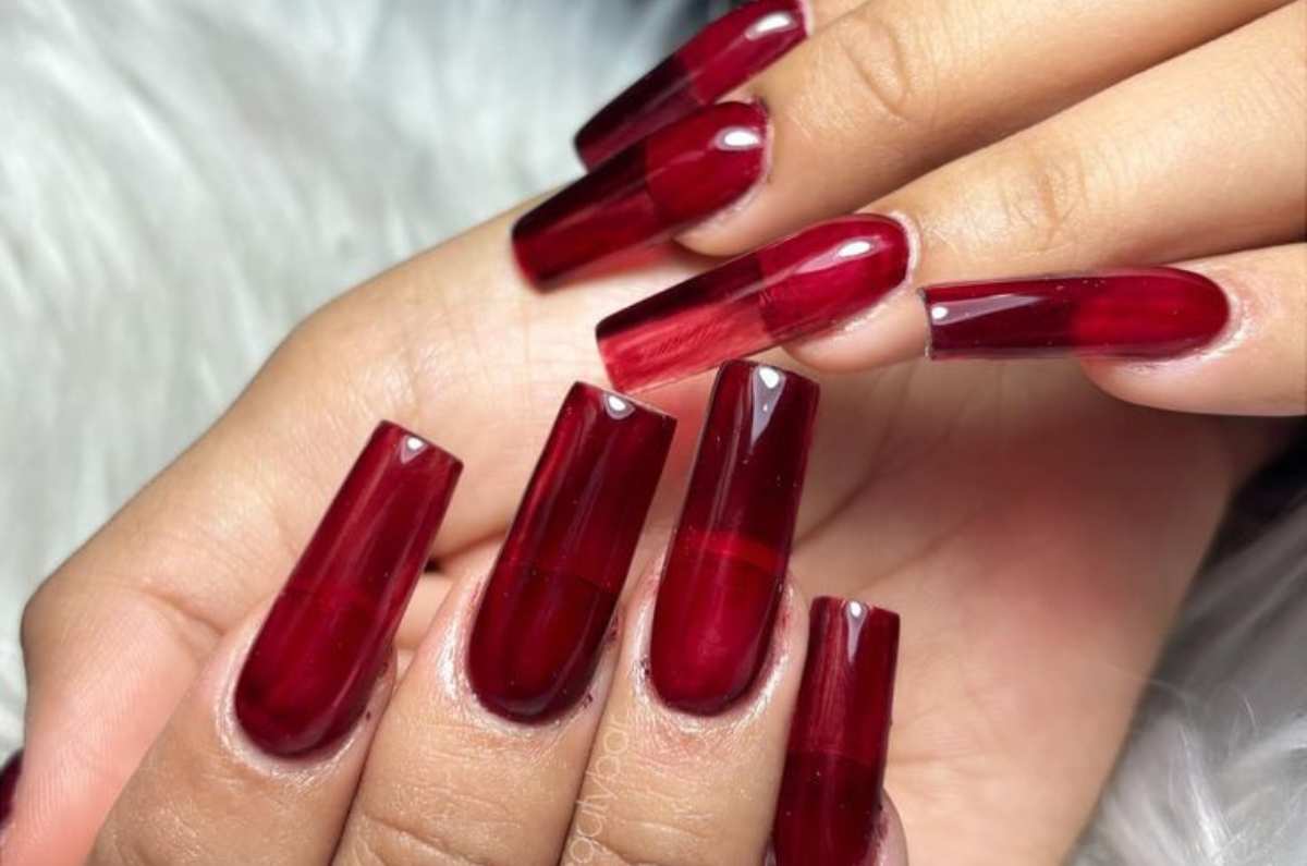 Uñas de verano con efecto jelly, el diseño nunca pasará de moda este 2025