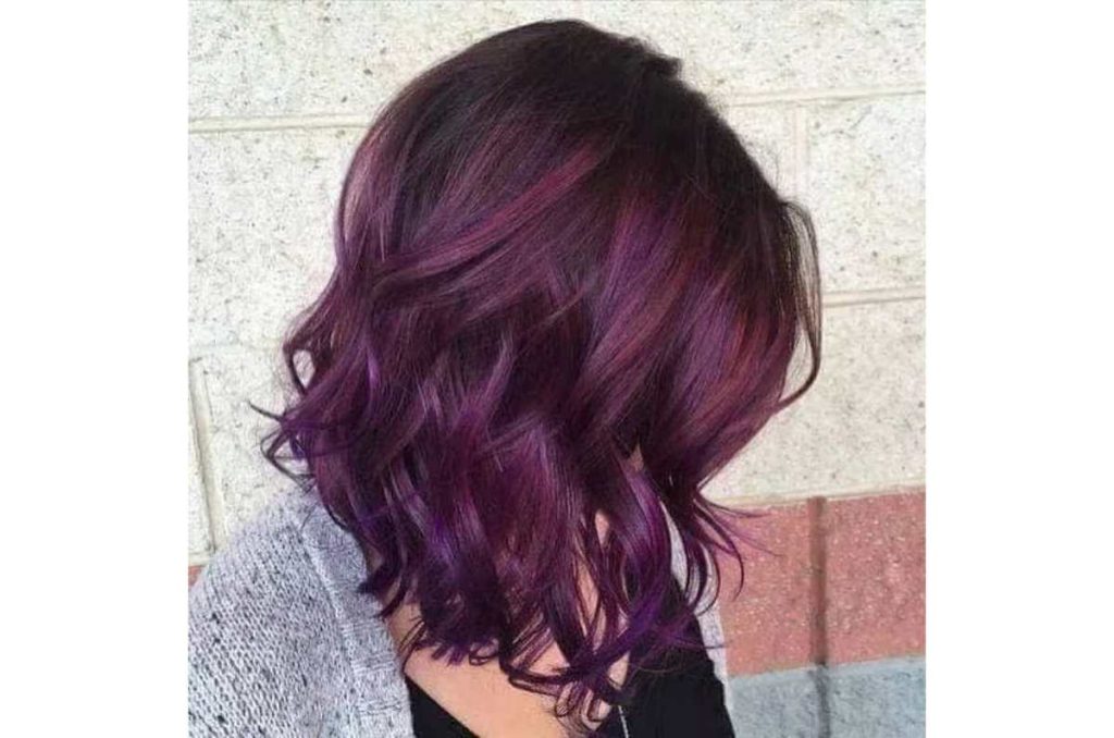 Castaño violeta