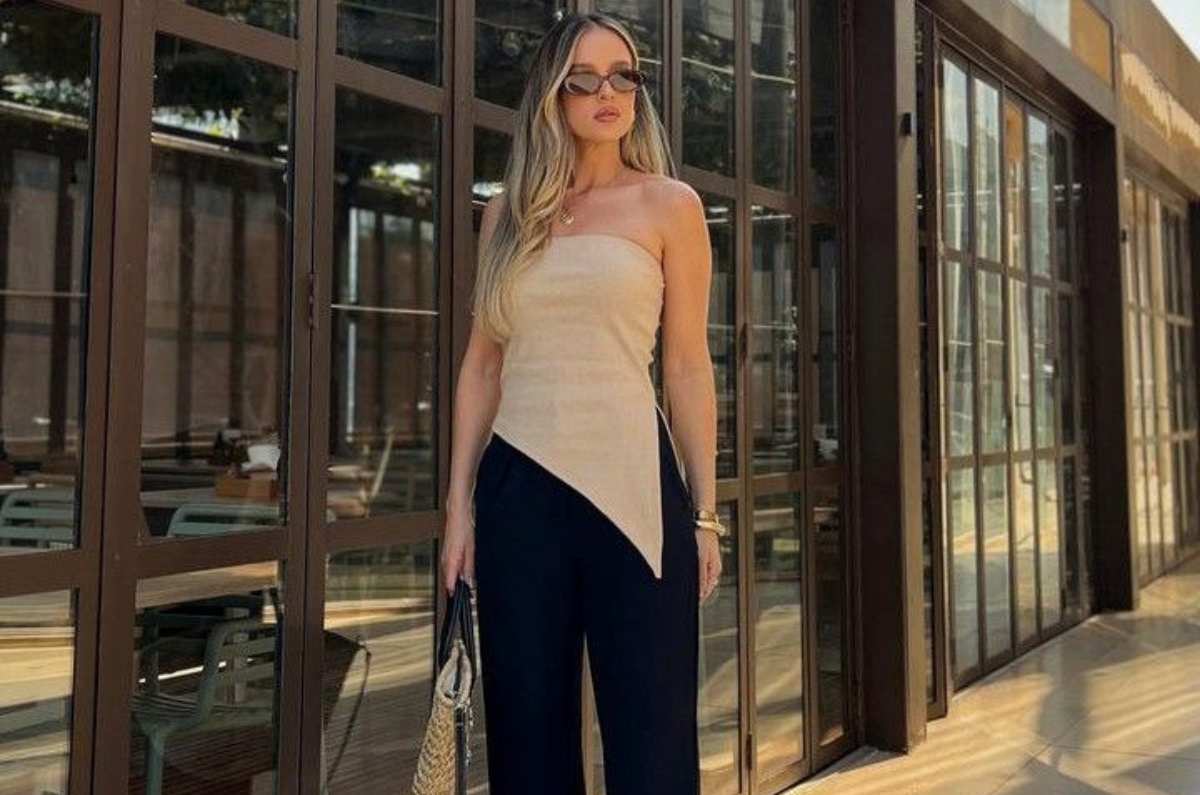 6 outfits con blusas strapless, la prenda retro perfecta para mujeres en sus 30s