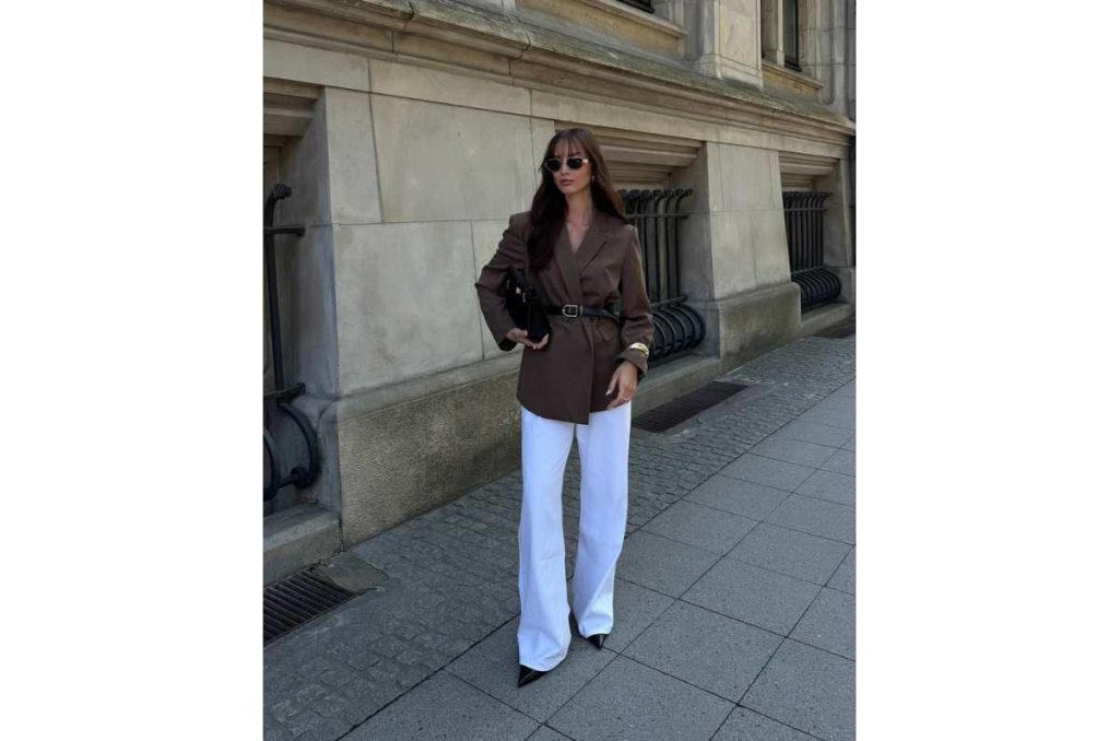 Blazer oversize con cinturón