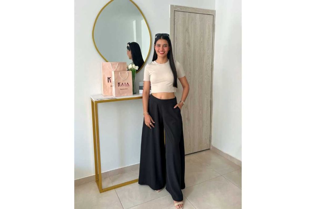 7 outfits con pantalones anchos para ocasiones especiales 4