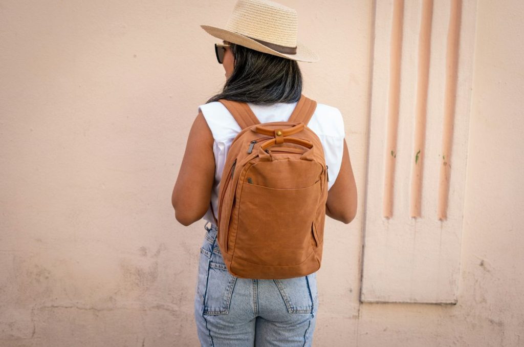 Mujeres que amamos viajar solas: 4 tips para facilitar tu viaje